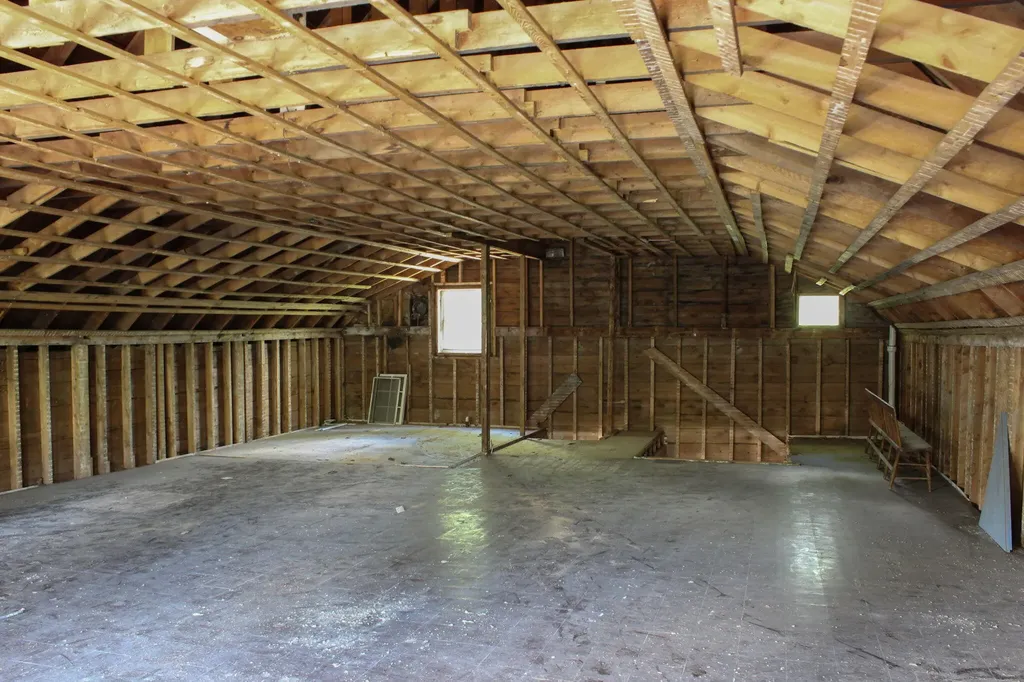44 Allen Avenue Extension Falmouth ME 04105