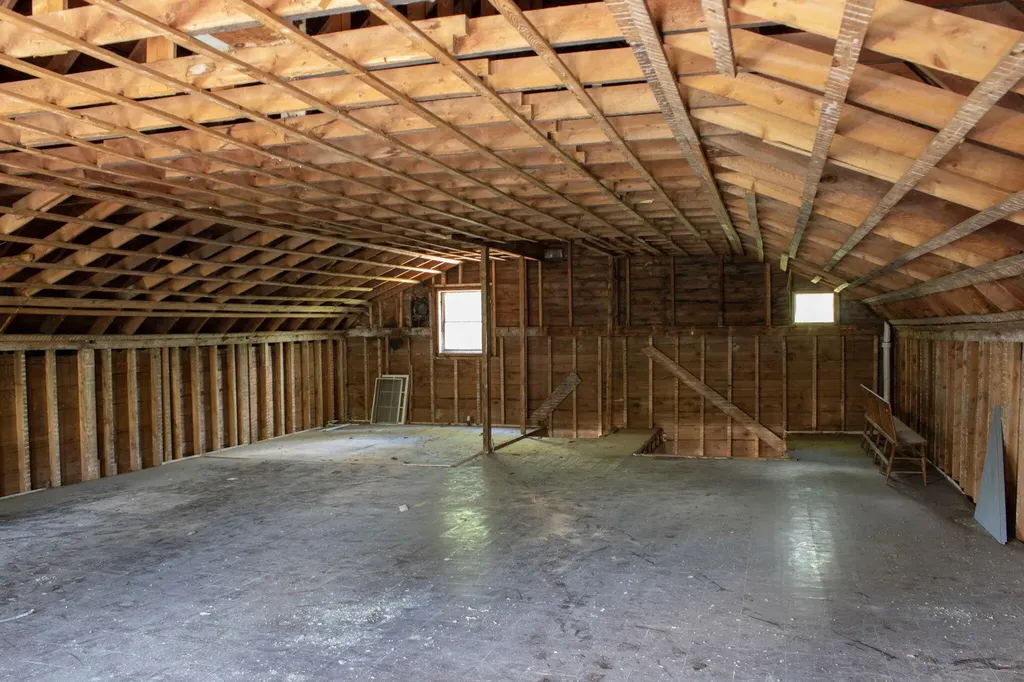 44 Allen Avenue Extension Falmouth ME 04105