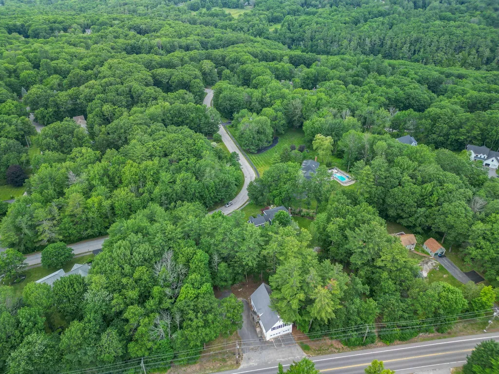 44 Allen Avenue Extension Falmouth ME 04105