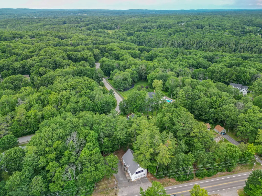 44 Allen Avenue Extension Falmouth ME 04105