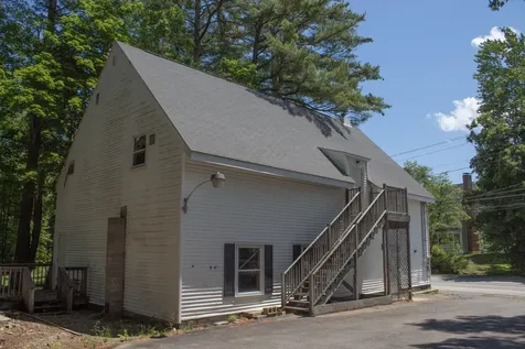44 Allen Avenue Extension Falmouth ME 04105