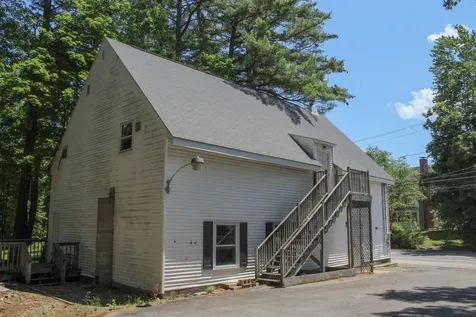 44 Allen Avenue Extension Falmouth ME 04105