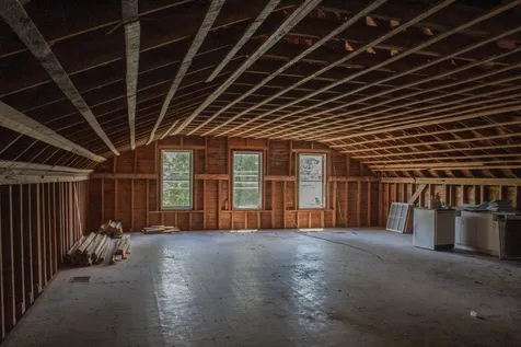 44 Allen Avenue Extension Falmouth ME 04105