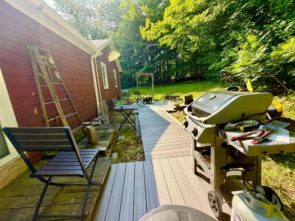 421 Fuller Road Hermon ME 04401