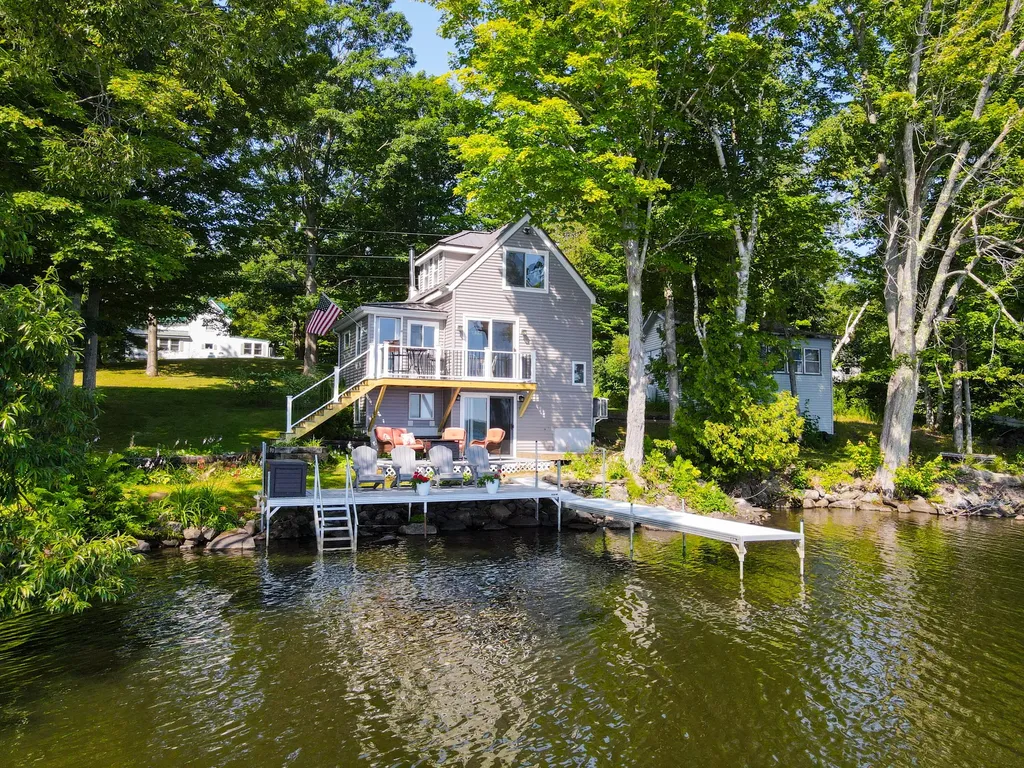 29 Sherman Street Newport ME 04953