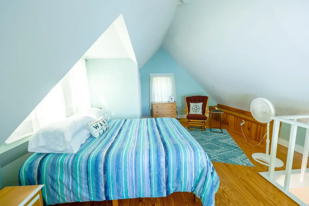 29 Sherman Street Newport ME 04953