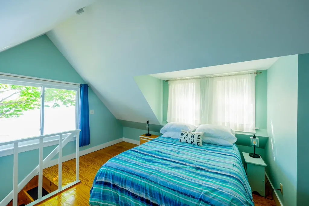 29 Sherman Street Newport ME 04953