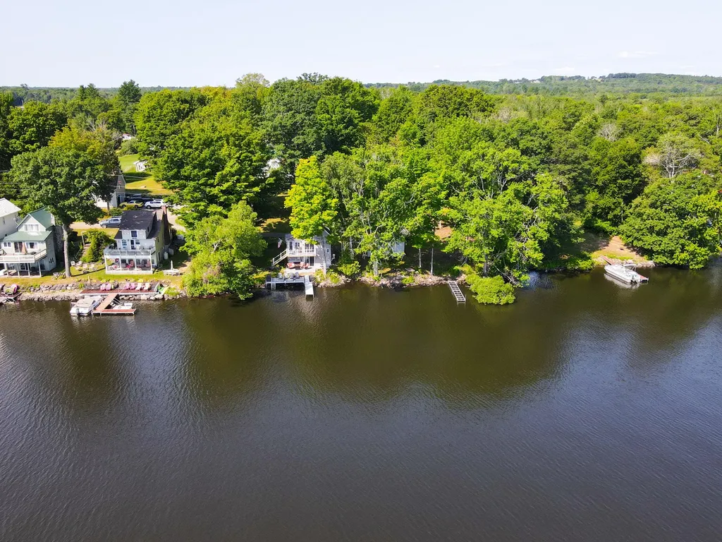 29 Sherman Street Newport ME 04953