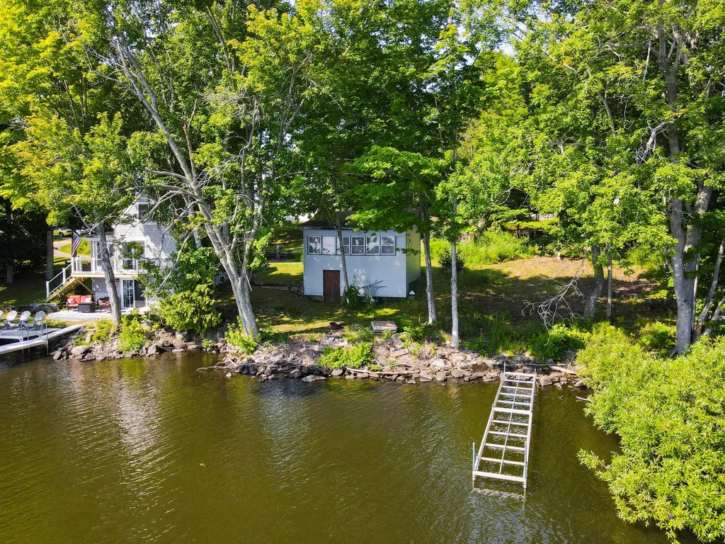 29 Sherman Street Newport ME 04953