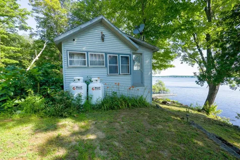 29 Sherman Street Newport ME 04953