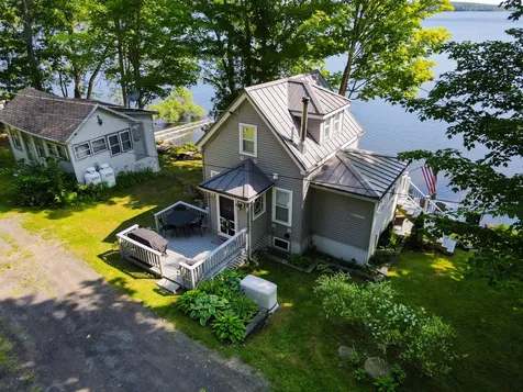 29 Sherman Street Newport ME 04953