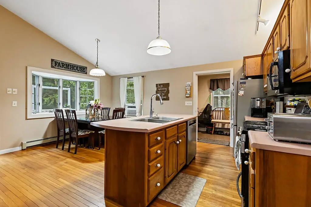 279 Dunn Road Belgrade ME 04917