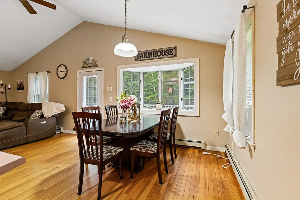 279 Dunn Road Belgrade ME 04917