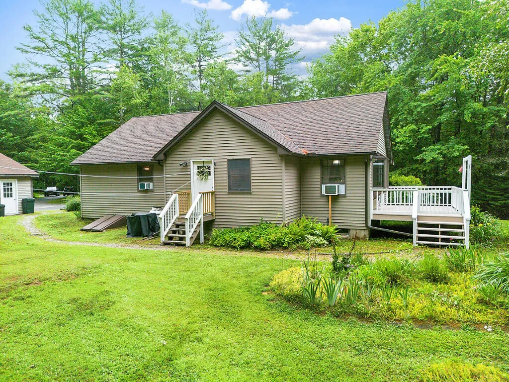279 Dunn Road Belgrade ME 04917