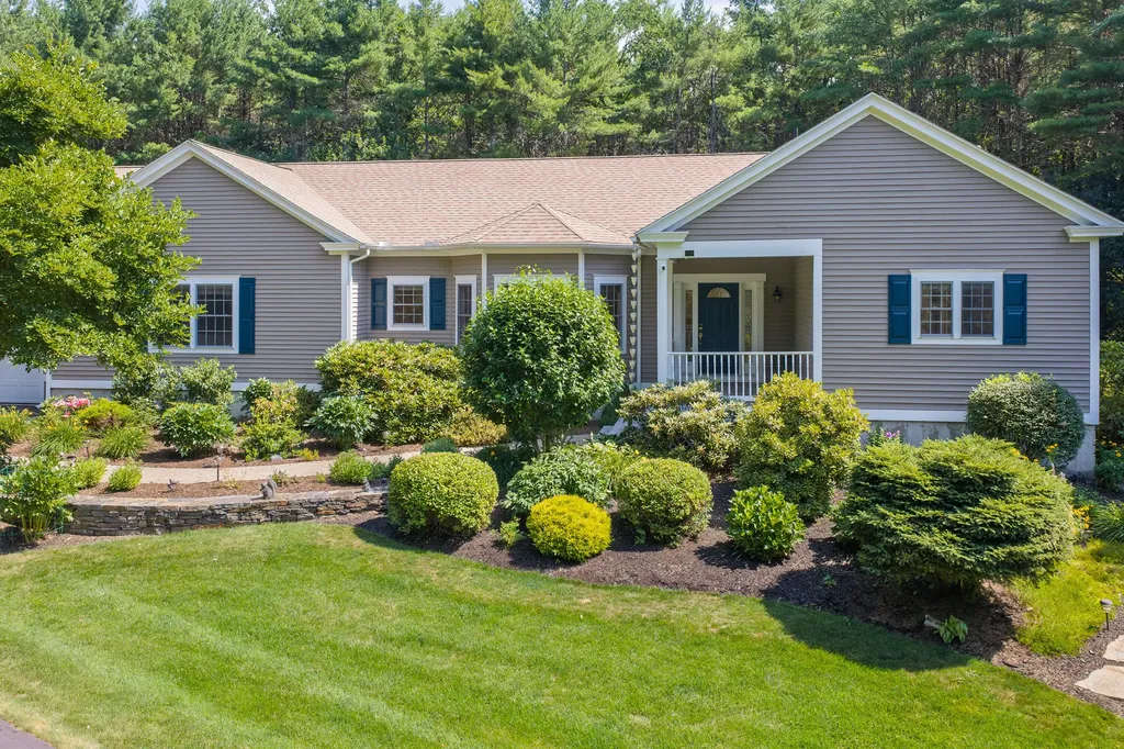 7 Moses Lane Scarborough ME 04074