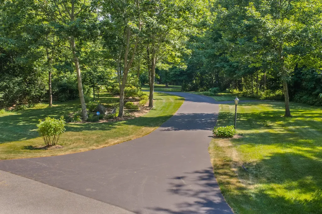 7 Moses Lane Scarborough ME 04074