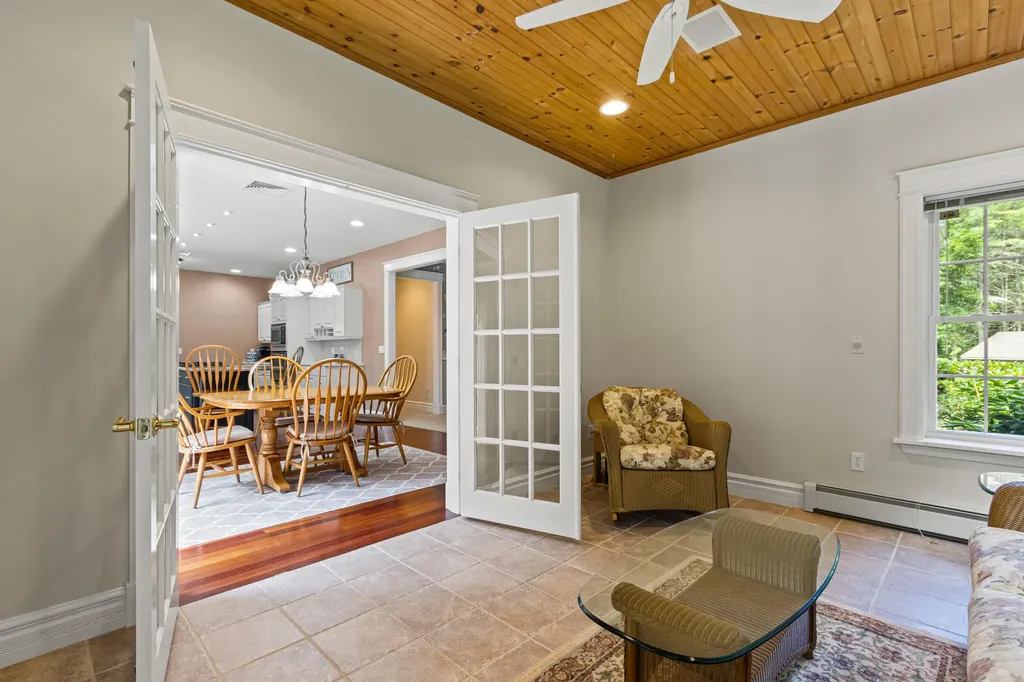 7 Moses Lane Scarborough ME 04074