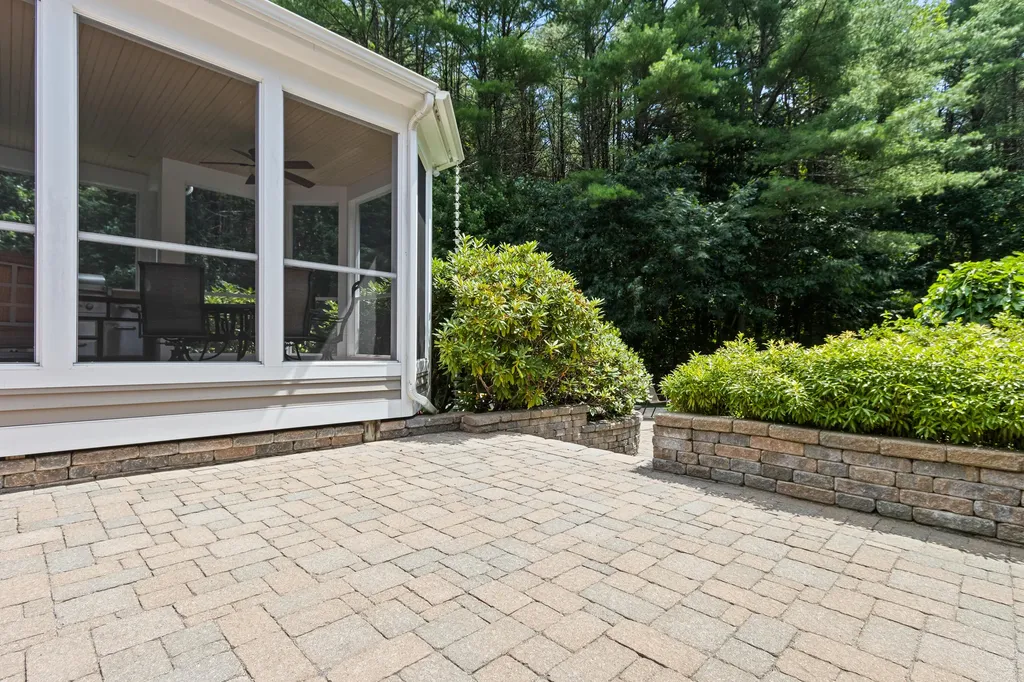 7 Moses Lane Scarborough ME 04074