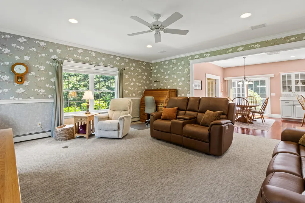 7 Moses Lane Scarborough ME 04074