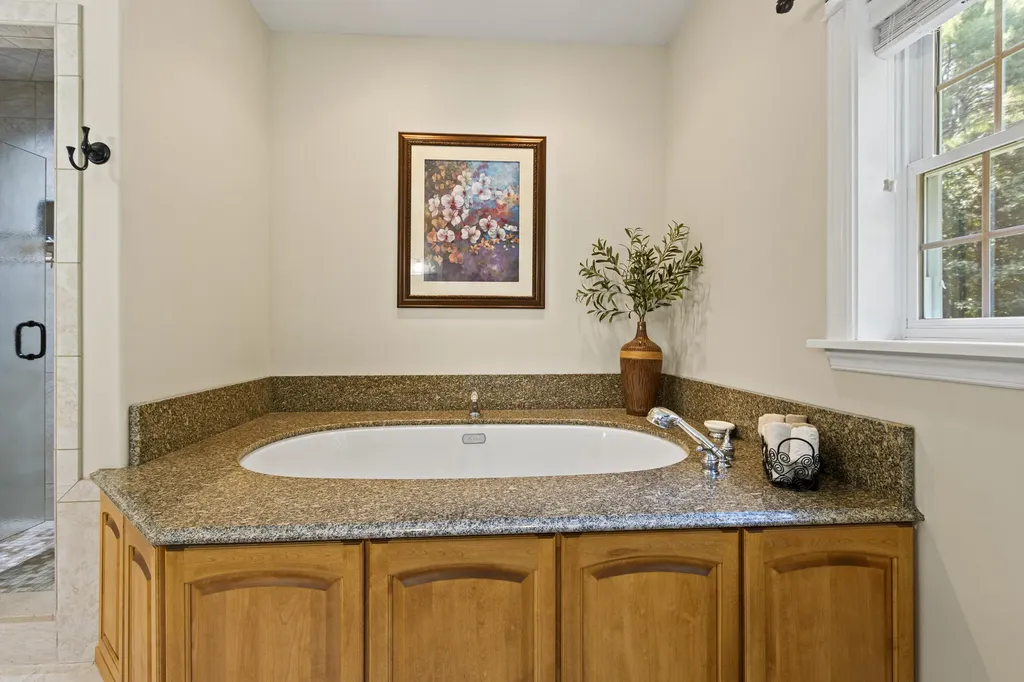 7 Moses Lane Scarborough ME 04074