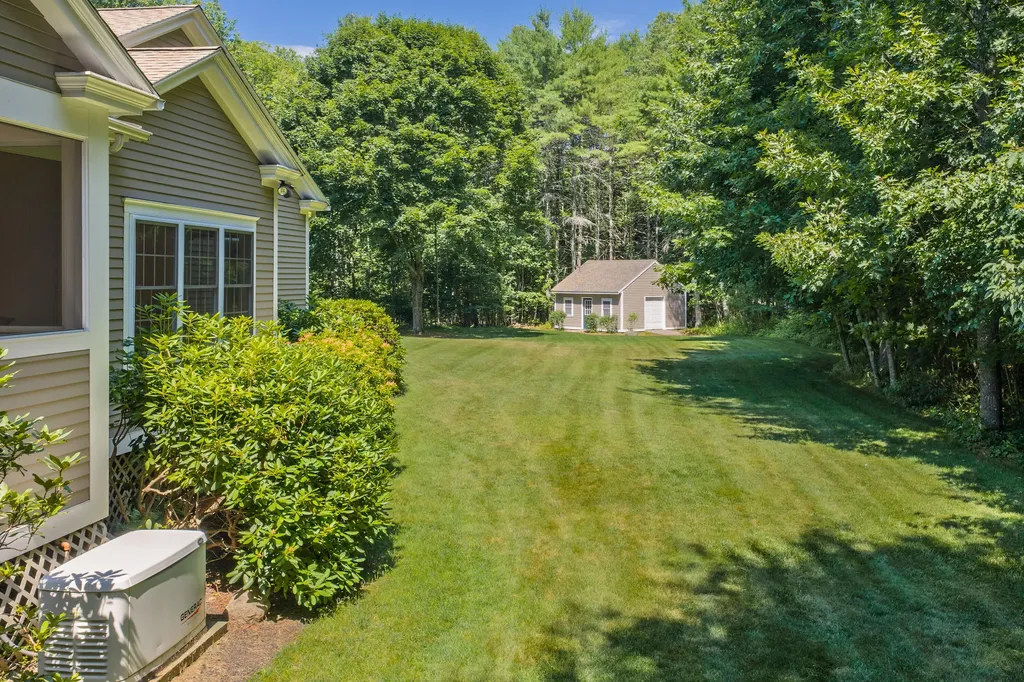 7 Moses Lane Scarborough ME 04074