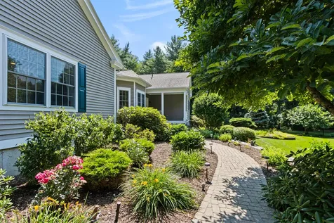 7 Moses Lane Scarborough ME 04074