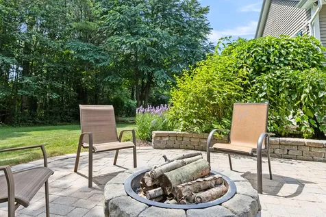 7 Moses Lane Scarborough ME 04074
