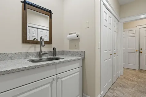 7 Moses Lane Scarborough ME 04074