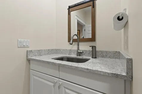 7 Moses Lane Scarborough ME 04074