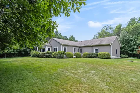 7 Moses Lane Scarborough ME 04074