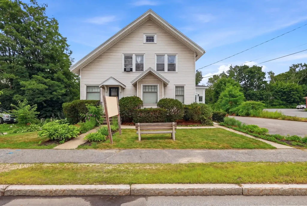 643 Main Street Lewiston ME 04240