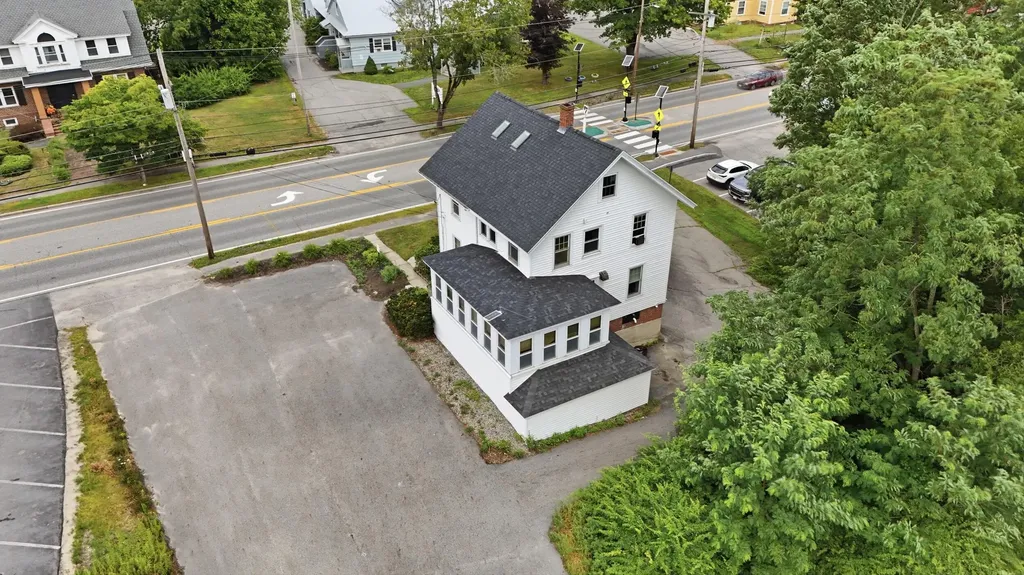 643 Main Street Lewiston ME 04240