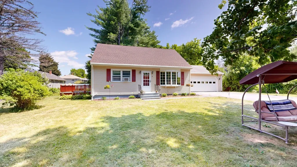 4 Brault Street Lewiston ME 04240