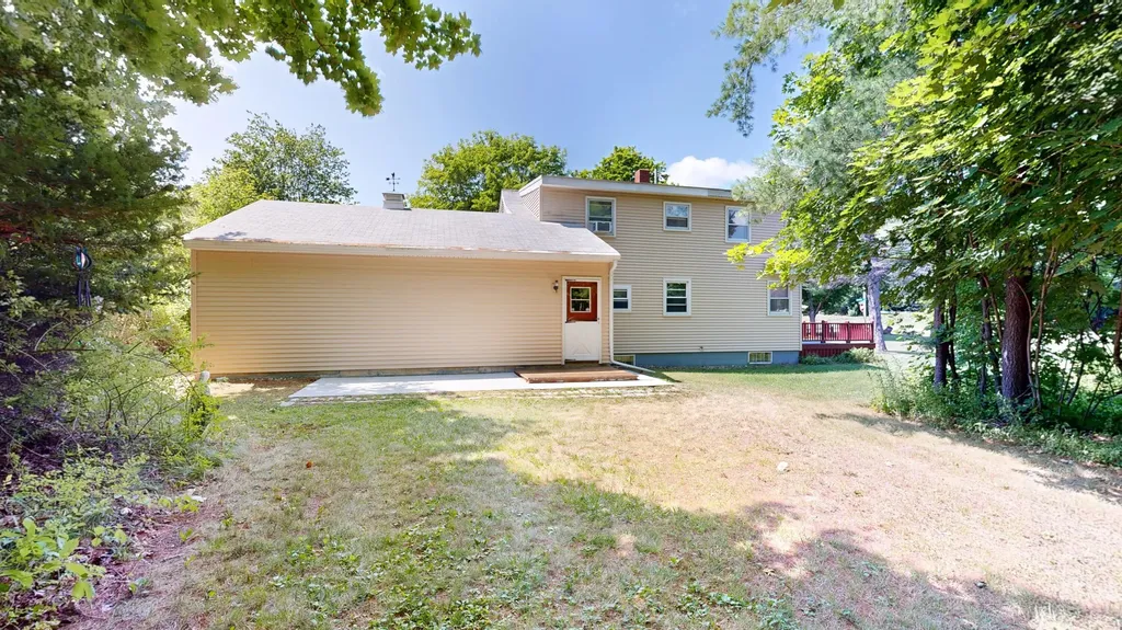 4 Brault Street Lewiston ME 04240