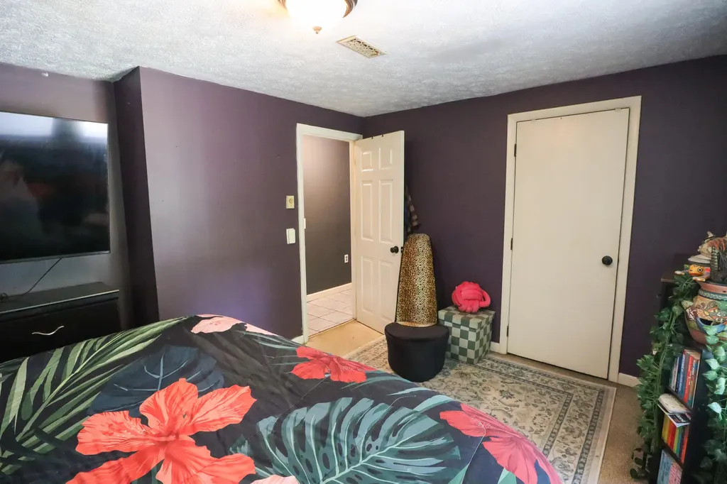 115 Sand Road Naples ME 04055