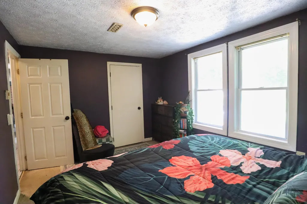 115 Sand Road Naples ME 04055