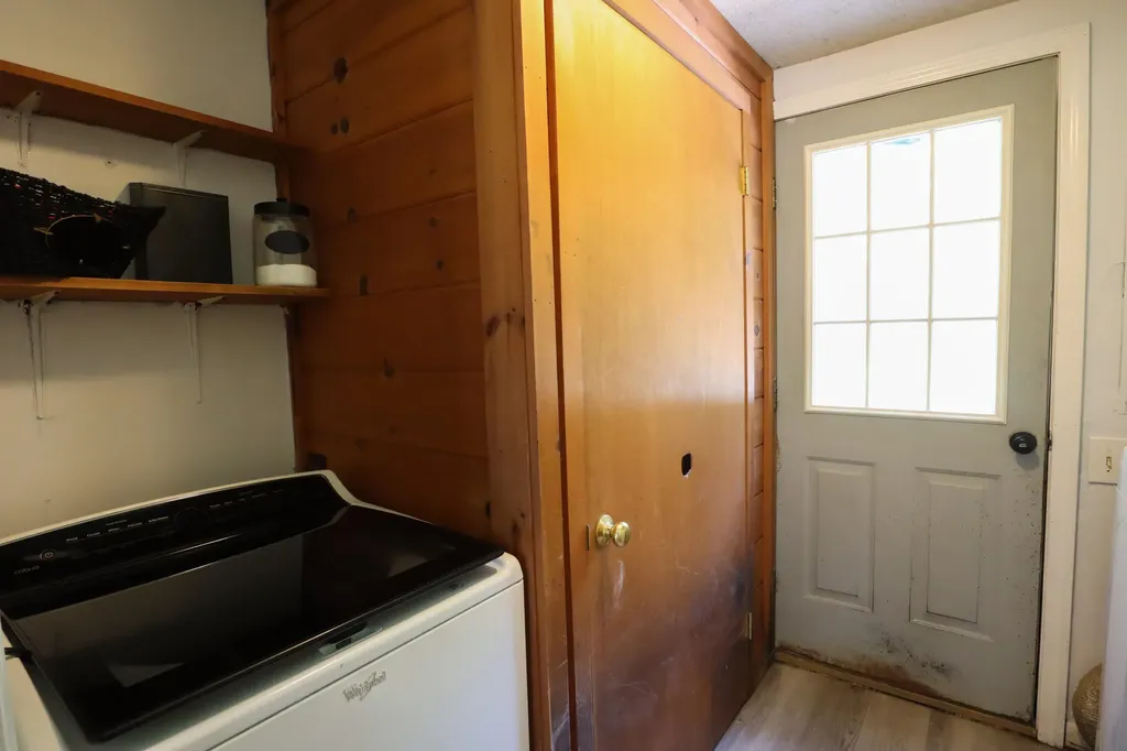 115 Sand Road Naples ME 04055