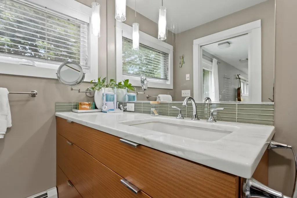 4 Greenacre Road Old Orchard Beach ME 04064