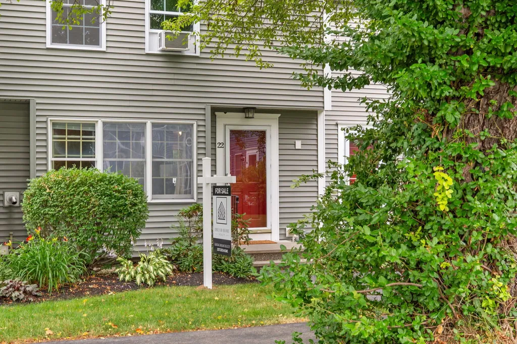 22 Turkey Trail Windham ME 04062