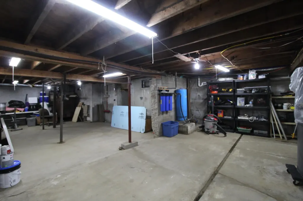 420 Augusta Road Belmont ME 04952