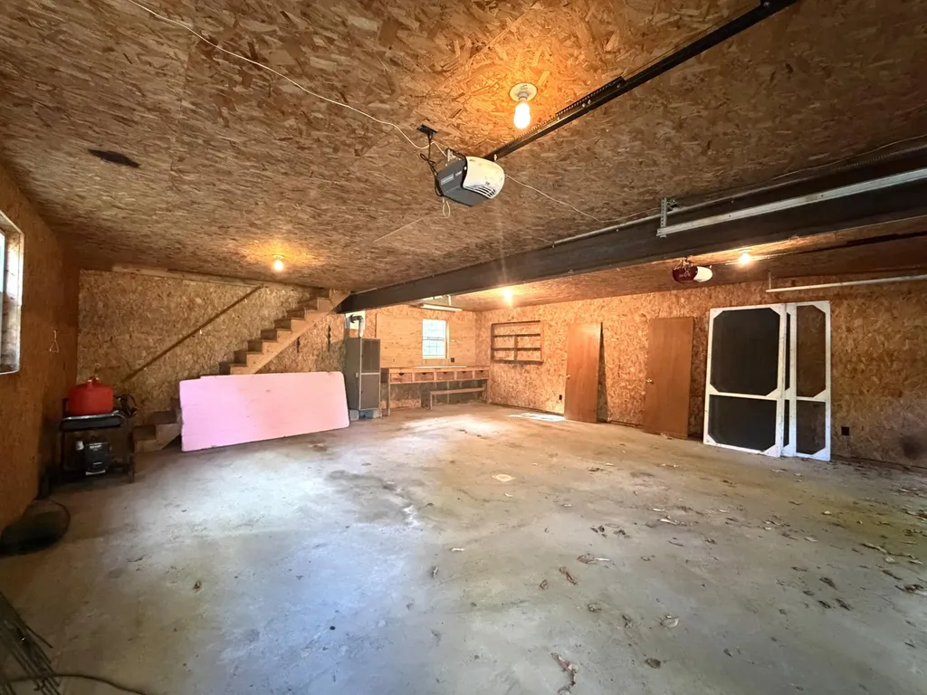 327 Middle Road Oakland ME 04963