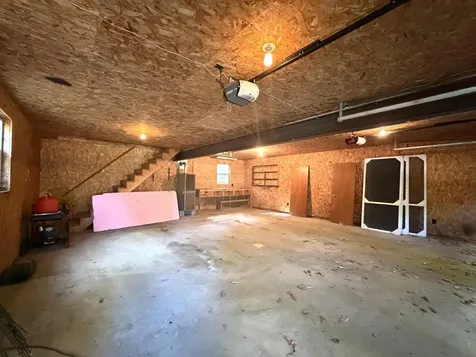 327 Middle Road Oakland ME 04963