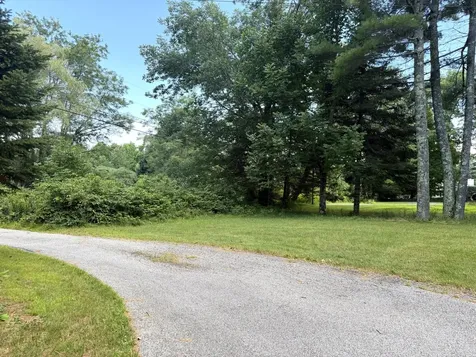 327 Middle Road Oakland ME 04963