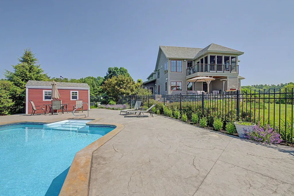 156 Barstow Road Gorham ME 04038