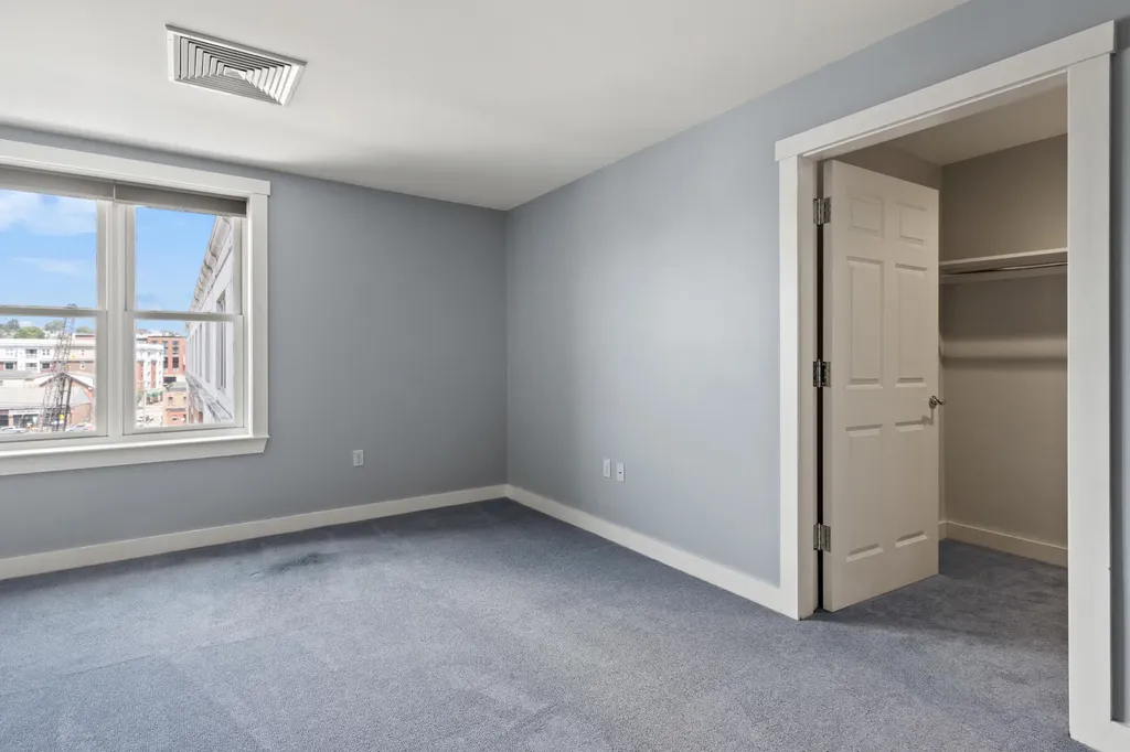 207 Fore Street Portland ME 04101
