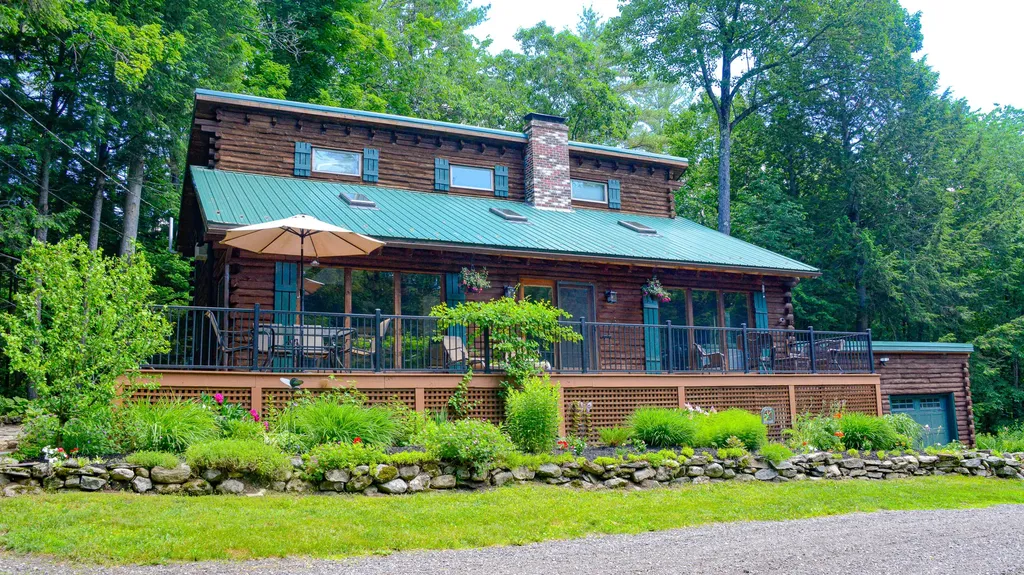 585 Parsonsfield Road Limerick ME 04048