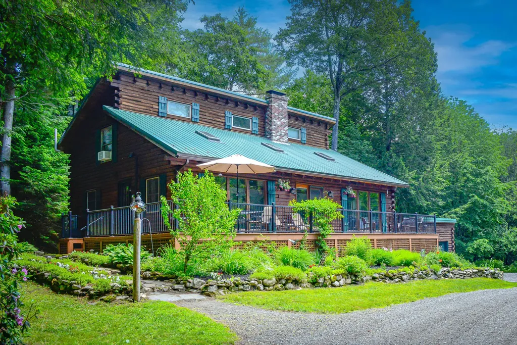 585 Parsonsfield Road Limerick ME 04048
