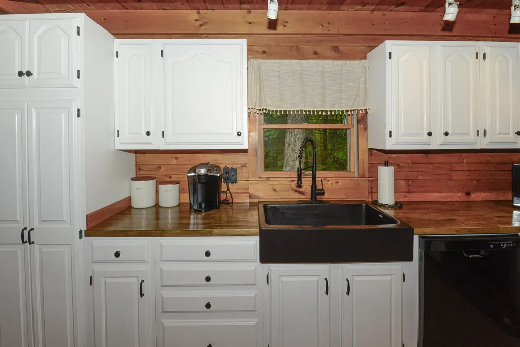 585 Parsonsfield Road Limerick ME 04048
