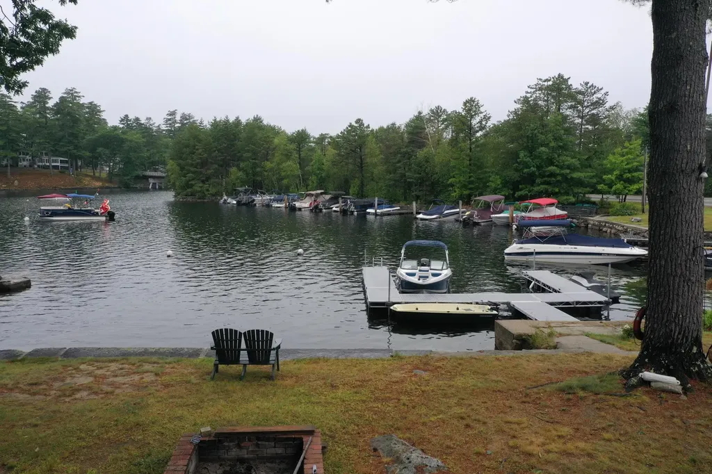 14 Family Circle Windham ME 04062
