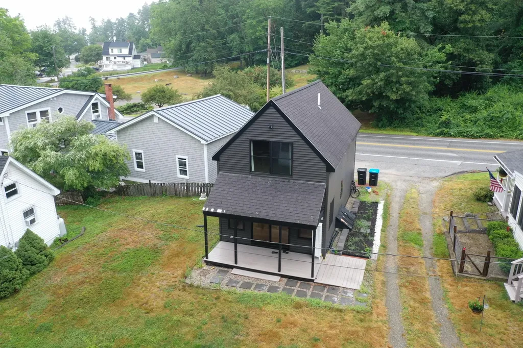 14 Family Circle Windham ME 04062